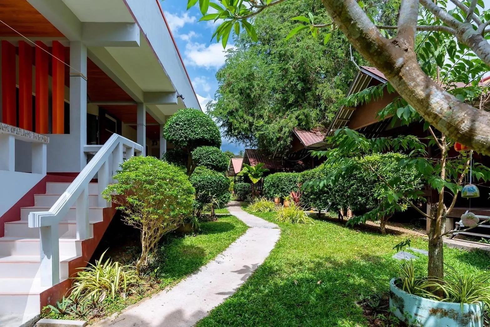 Klongnin Nature Hill Koh Lanta Hotel